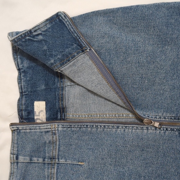 Free People Virgo Zipper Front Denim Mini Skirt, Color Sierra Wash Size 25 - Picture 10 of 15